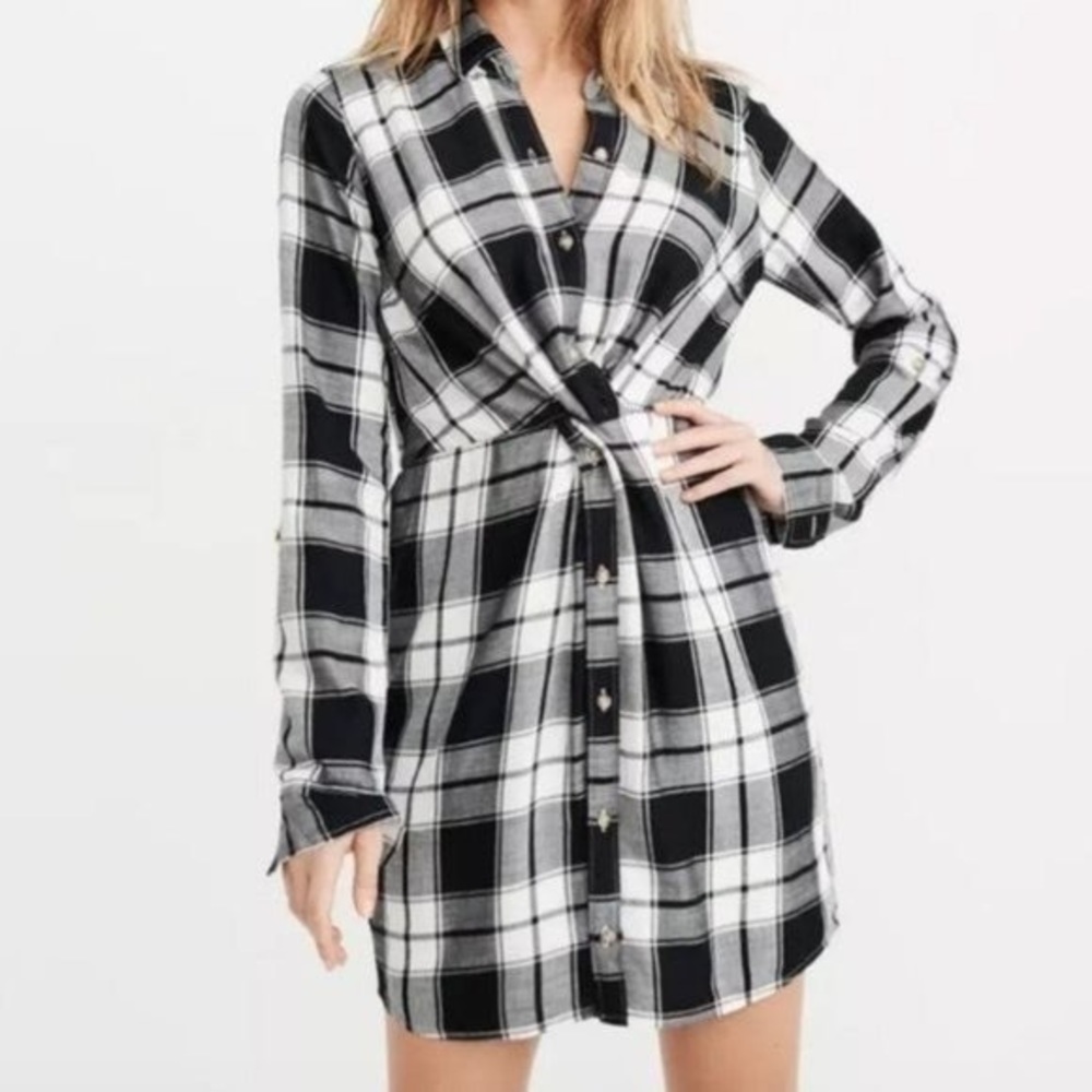 Abercrombie & Fitch Plaid Knot Front Dress